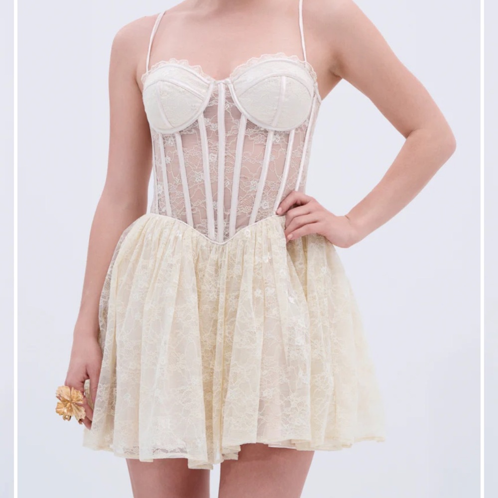 BRUNCHIN LACE MINI DRESS - L